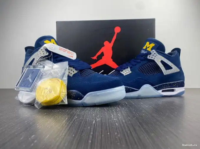 One Kick Retro 4 Jordan Michigan (PE) AJ4-1036660 Air 0526
